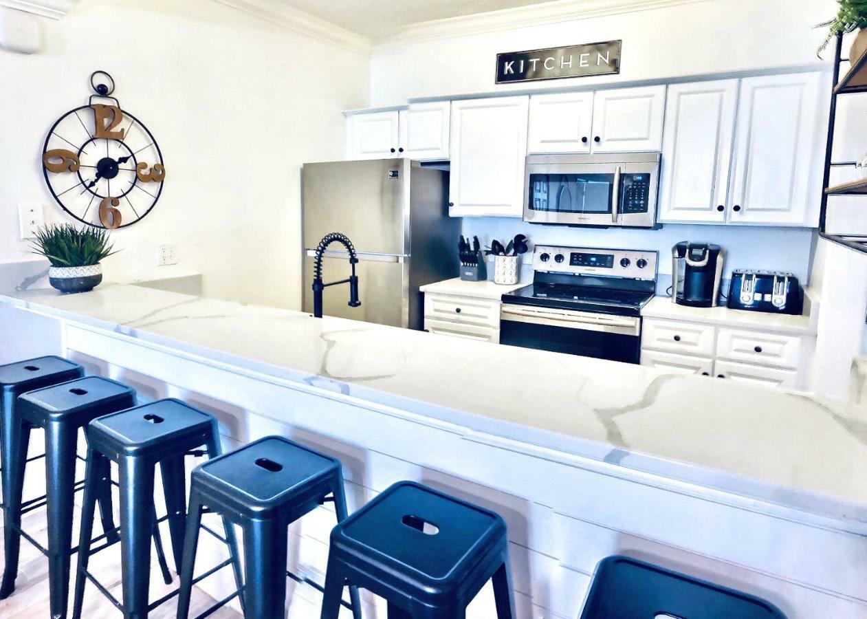 Barefoot Bliss - Beachfront Condo - Sleeps 12 Panama City Beach Exterior foto